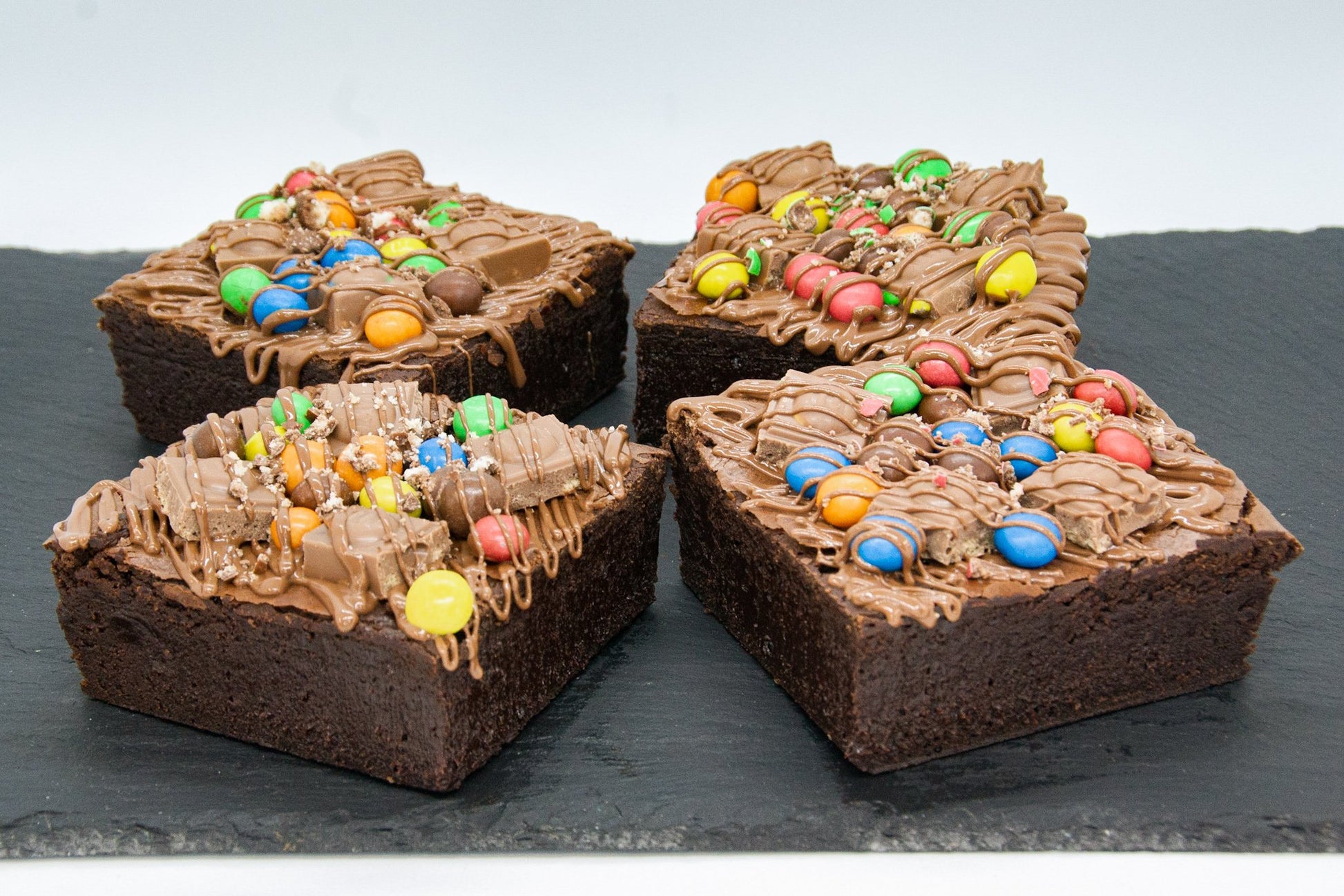 Box of 4 M&M Madness Brownie | Duo Delights